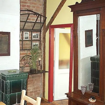 شقة Anno-nostalgia *